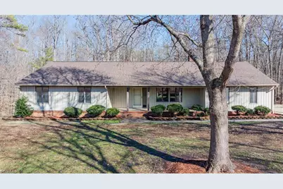 682 Cecil Street, Thomasville, NC 27360 - Photo 2