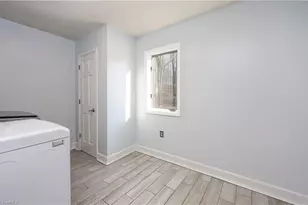 682 Cecil St, Thomasville, NC 27360 - Photo 10