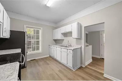 1004 Highland Avenue, Greensboro, NC 27403 - Photo 6