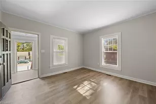 1004 Highland Ave, Greensboro, NC 27403 - Photo 18