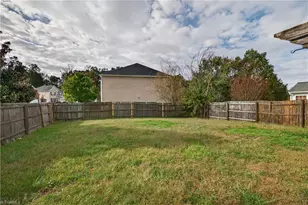 3518 Panarama Dr, Greensboro, NC 27405 - Photo 34