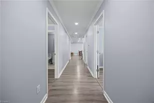 833 Bowerwood Dr, Thomasville, NC 27360 - Photo 4