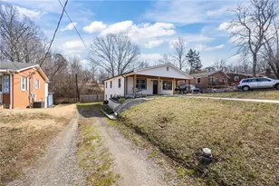 833 Bowerwood Dr, Thomasville, NC 27360 - Photo 32