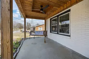 833 Bowerwood Dr, Thomasville, NC 27360 - Photo 30