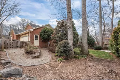 1200 Heathrow Drive, Greensboro, NC 27410 - Photo 34