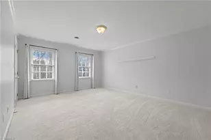 1200 Heathrow Dr, Greensboro, NC 27410 - Photo 22