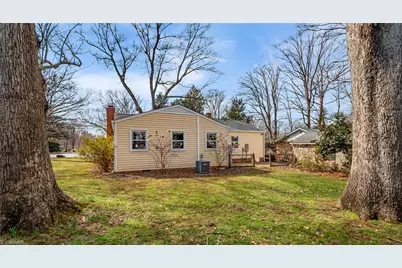 2800 Stratford Drive, Greensboro, NC 27408 - Photo 32