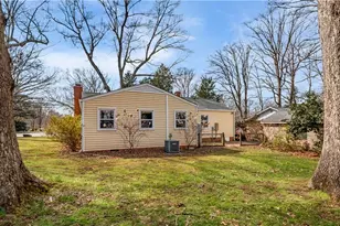 2800 Stratford Dr, Greensboro, NC 27408 - Photo 32