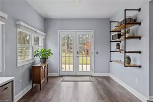 401 Springtime Dr, Greensboro, NC 27409 - Photo 6