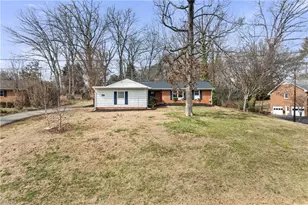 3514 Stimpson Dr, Pfafftown, NC 27040 - Photo 4