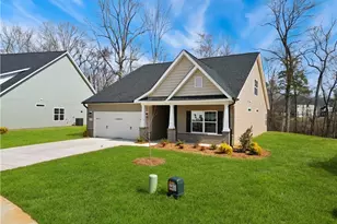 1994 Meadowview Dr, Graham, NC 27253 - Photo 2