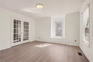 3226 Derby Cir, High Point, NC 27265 - Photo 6