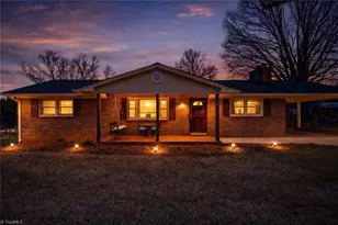 275 Cliffwood Dr, Kernersville, NC 27284 - Photo 1