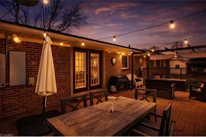 275 Cliffwood Drive, Kernersville, NC 27284 - Photo 2