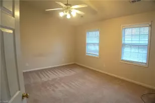 4324 Clovelly Dr, Greensboro, NC 27407 - Photo 24