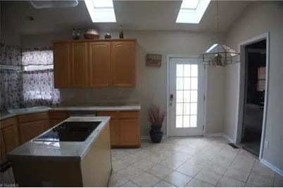 4324 Clovelly Drive, Greensboro, NC 27407 - Photo 12