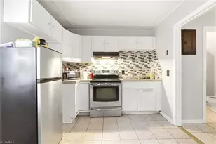 309 Vineyard Park Ct, Winston-Salem, NC 27104 - Photo 8