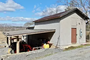 2098 Park Dr, Mount Airy, NC 27030 - Photo 8