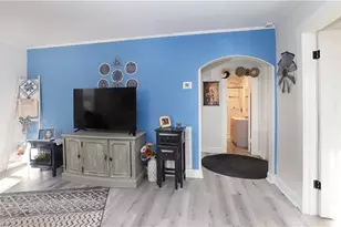 218 W Washington St, Mayodan, NC 27027 - Photo 6