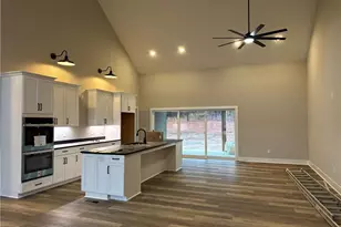 1314 Riverside Dr, Lexington, NC 27292 - Photo 2