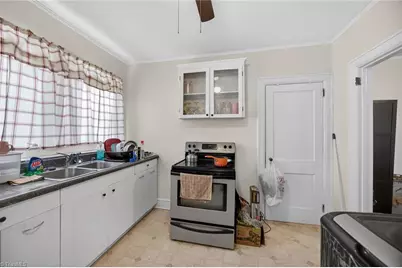 210 Hundley Drive, Eden, NC 27288 - Photo 12