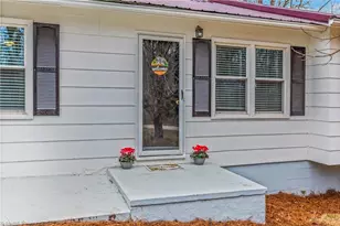 133 Salem Dr, Mount Airy, NC 27030 - Photo 4