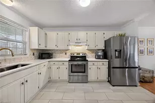 370 Lee Rd, Thomasville, NC 27360 - Photo 10