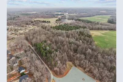 1000 E Butler Avenue, Liberty, NC 27298 - Photo 4