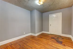 2407 Spring Garden St, Greensboro, NC 27403 - Photo 8