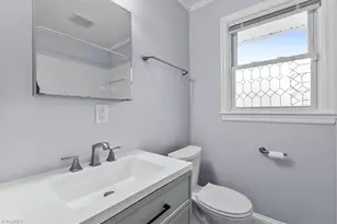 1101 Hickory Ave, Greensboro, NC 27405 - Photo 20