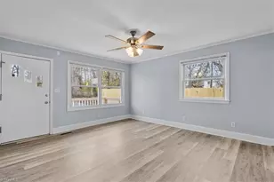 1101 Hickory Ave, Greensboro, NC 27405 - Photo 8