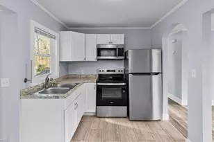 1101 Hickory Ave, Greensboro, NC 27405 - Photo 10