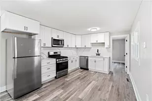 212 Pethel St, Kannapolis, NC 28081 - Photo 6