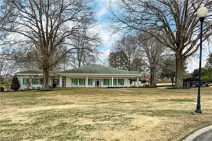 102 Castle Pond Dr, Winston-Salem, NC 27107 - Photo 36