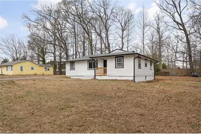 220 Hedgecock Road, High Point, NC 27265 - Photo 2