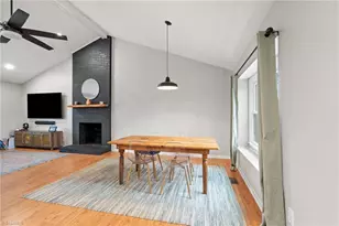 3812 Langdon Dr, Greensboro, NC 27410 - Photo 8