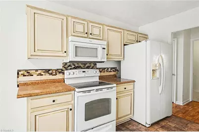 1609 Hargrove Drive, McLeansville, NC 27301 - Photo 16