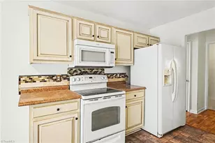 1609 Hargrove Dr, McLeansville, NC 27301 - Photo 16