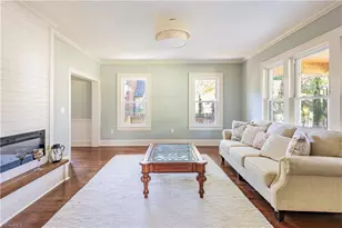 929 S Hawthorne Rd, Winston-Salem, NC 27103 - Photo 14