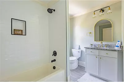 929 S Hawthorne Road, Winston-Salem, NC 27103 - Photo 24