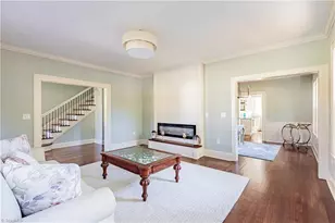 929 S Hawthorne Rd, Winston-Salem, NC 27103 - Photo 16