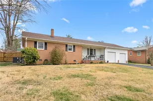 943 Maurine Dr, Asheboro, NC 27205 - Photo 1