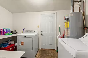 2320 Glenhaven Dr, Greensboro, NC 27406 - Photo 26