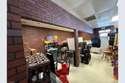 945 E Webb Avenue, Burlington, NC 27217 - Photo 12