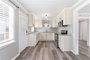 1401 Ashe St, Burlington, NC 27217 - Photo 12