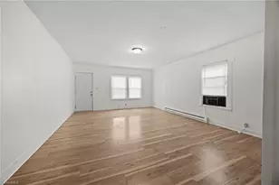 313 Burton Ave, High Point, NC 27262 - Photo 6