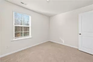 2312 Wilpar Dr, Greensboro, NC 27406 - Photo 18