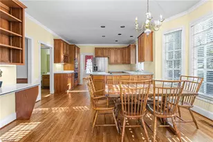 3906 Badenridge Ct, Greensboro, NC 27407 - Photo 8