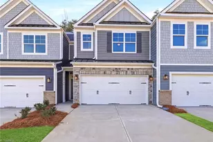 5207 Maple Blossom Trl, Greensboro, NC 27455 - Photo 2