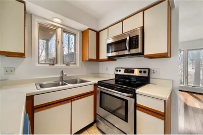 3004 Lookout Court, Winston-Salem, NC 27106 - Photo 16